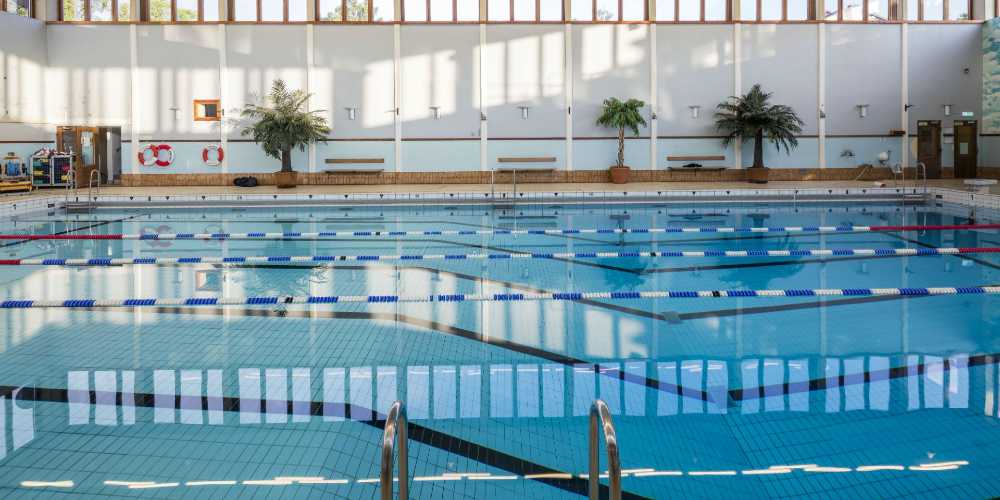 vastertorps-simhallb Monas Simskola - Västertorp simhall